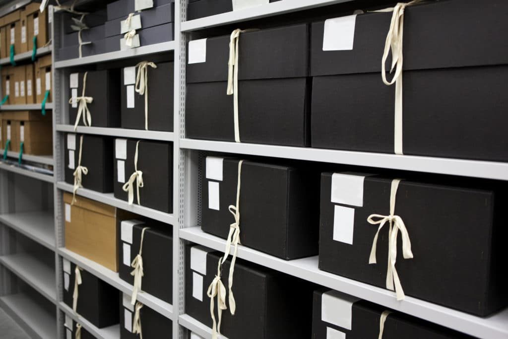 close-up-of-archives-and-storage-in-a-closet-r3mdzha-1024x683-1987753